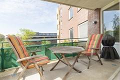 Bright corner apartment with 3 bedrooms - Image 23