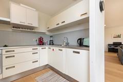 Bright corner apartment with 3 bedrooms - Image 12