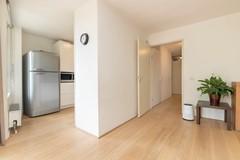 Bright corner apartment with 3 bedrooms - Image 10