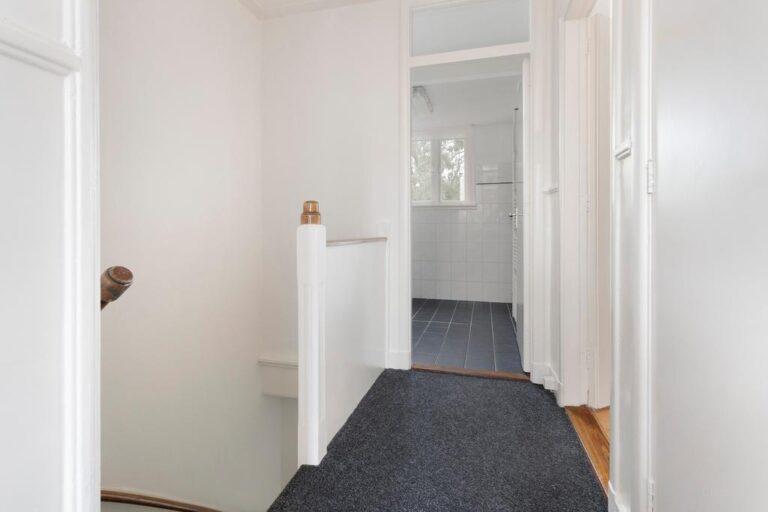 110 m² with 4 bedrooms and balcony - Image 18