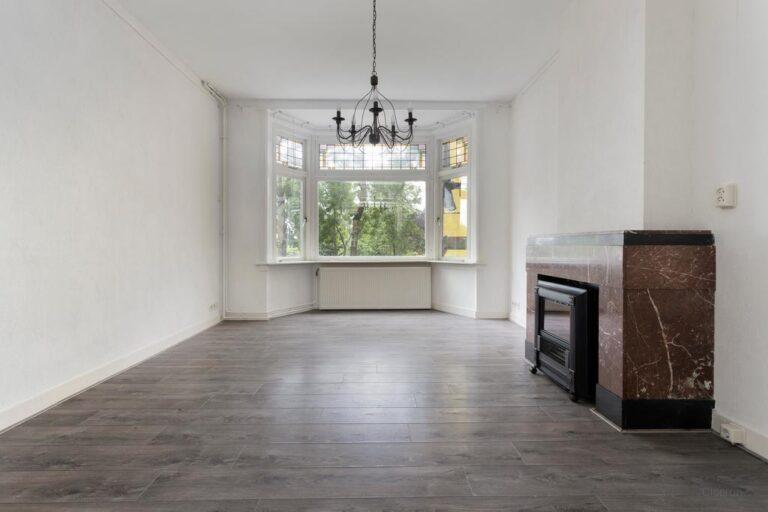 110 m² with 4 bedrooms and balcony - Image 13