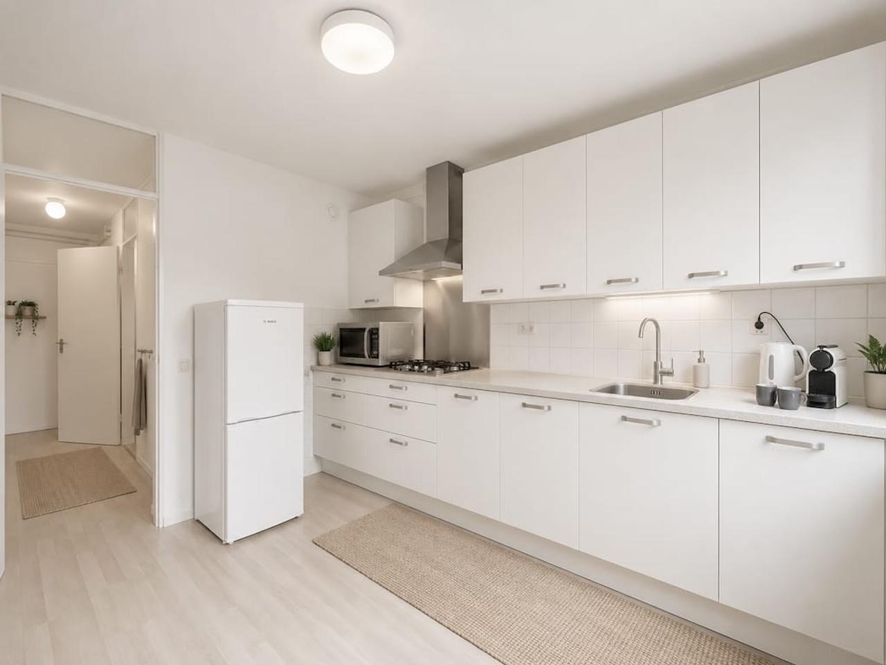 Furnished house with balcony in City Center - Image 7