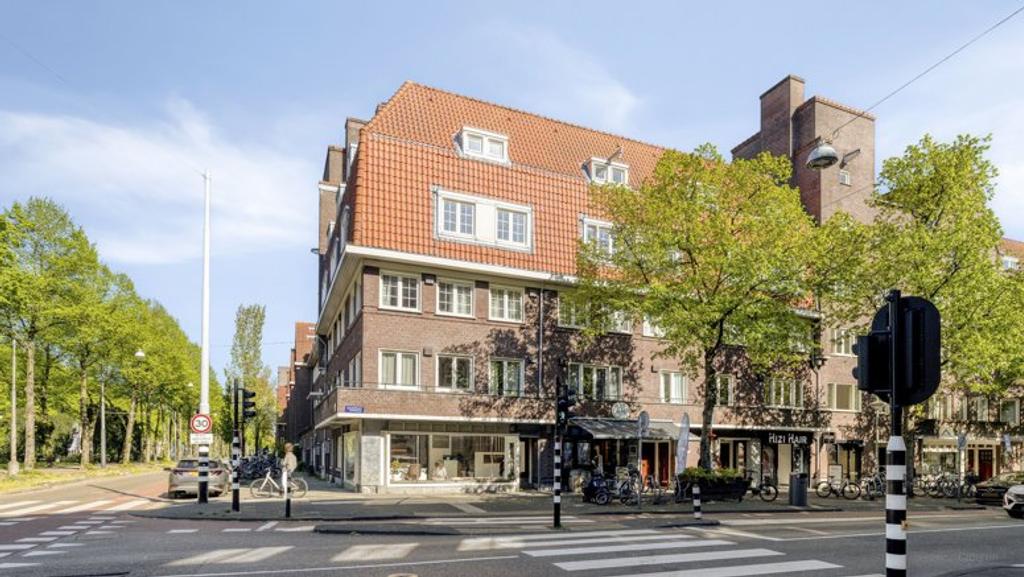 2-bedroom apartment with roof terrace - Image 1