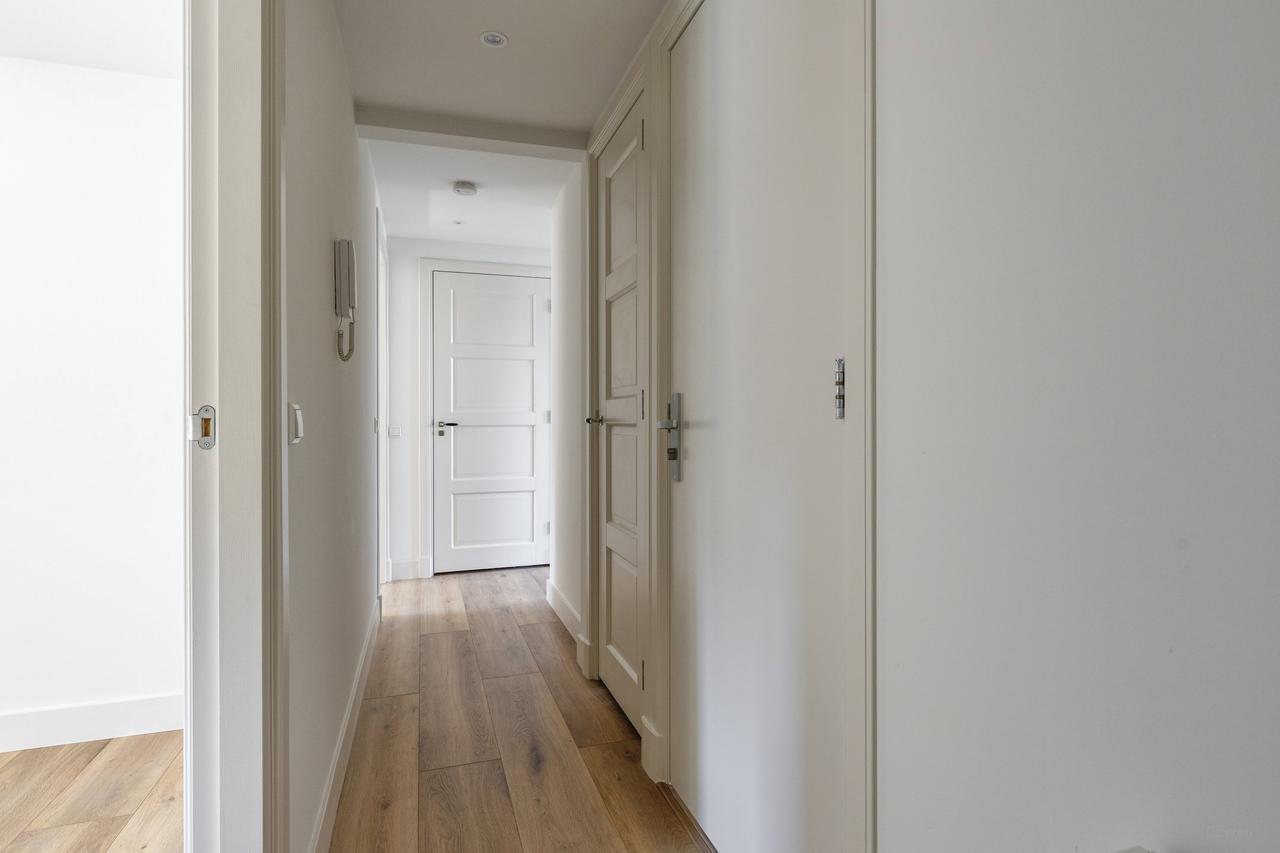 2-bedroom apartment with roof terrace - Image 8