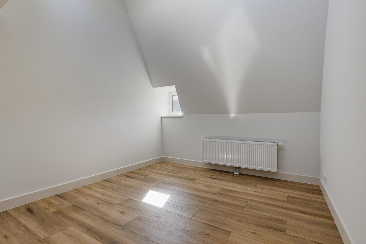 2-bedroom apartment with roof terrace - Image 19