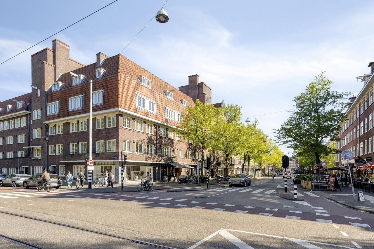 2-bedroom apartment with roof terrace - Image 6