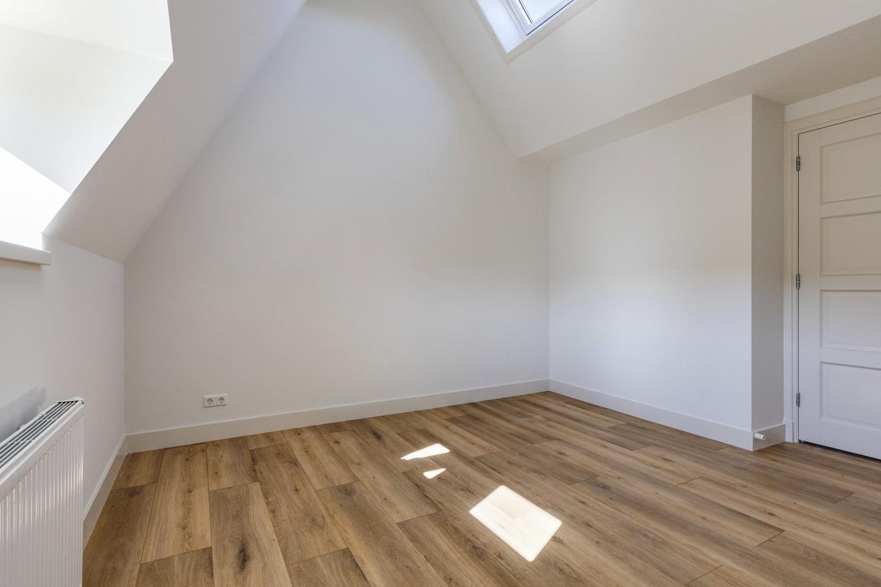 2-bedroom apartment with roof terrace - Image 23