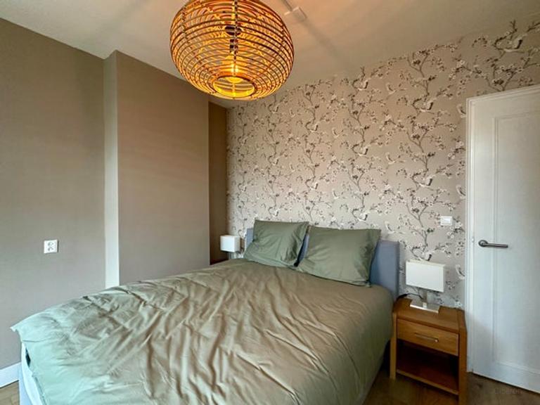 Furnished 1-bedroom apartment with balcony - Image 7