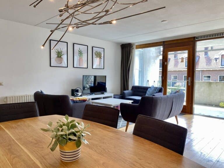 Bright 4-room apartment Rivierenwijk - Image 7