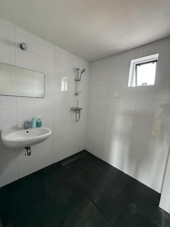 3-room apartment with balcony in Geuzenveld - Image 13
