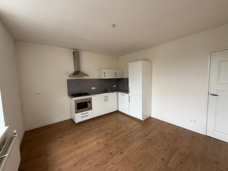 1930s apartment in De Baarsjes (sharing allowed) - Image 2