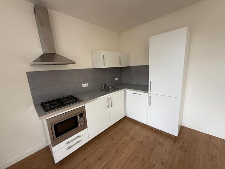 1930s apartment in De Baarsjes (sharing allowed) - Image 3