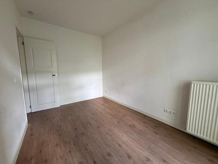 1930s apartment in De Baarsjes (sharing allowed) - Image 10