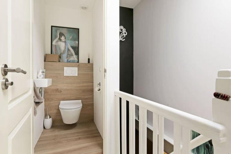 Furnished 2-bedroom apartment in Voorburg - Image 13