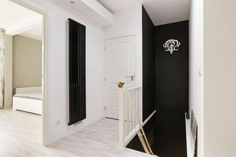 Furnished 2-bedroom apartment in Voorburg - Image 9
