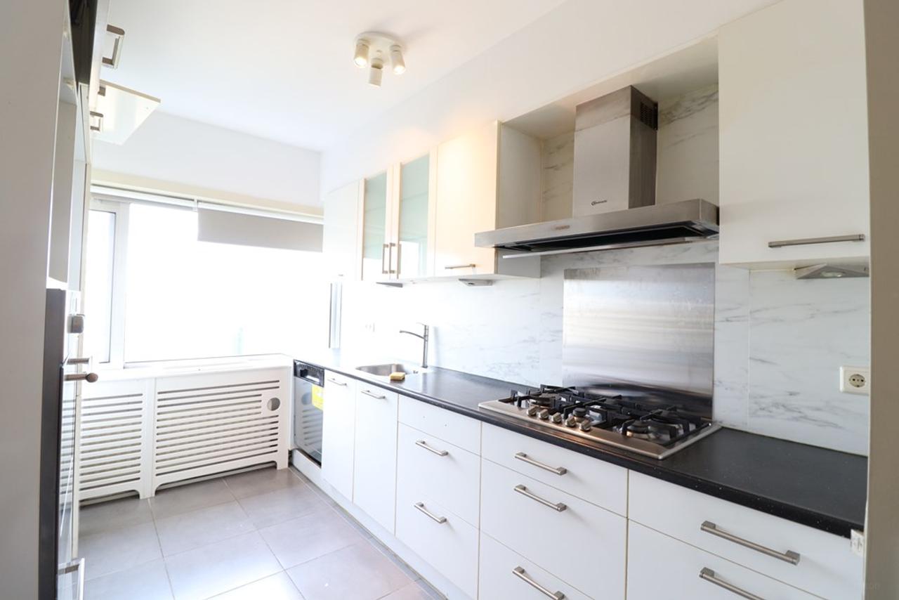 127 m² apartment for 2 students - Image 4