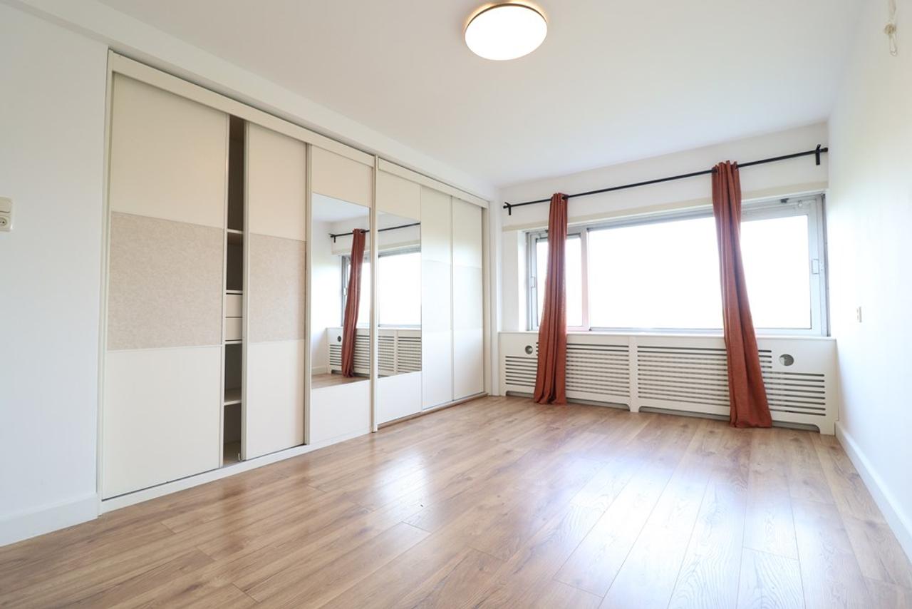 127 m² apartment for 2 students - Image 7