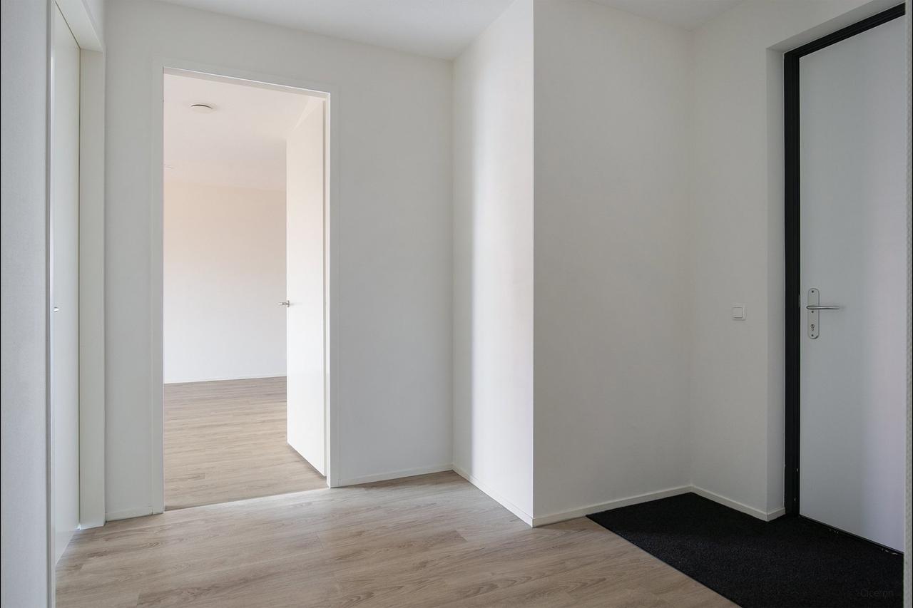 Bovenste verdieping met balkon - Afbeelding 8