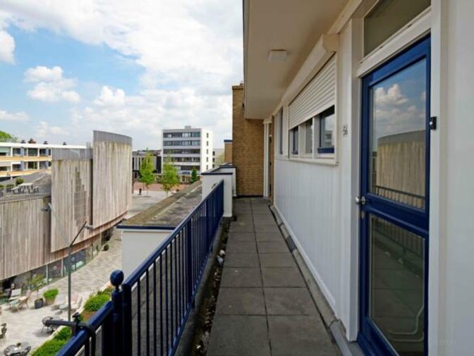 Bright 1-bedroom apartment on Nieuwe Markt - Image 7