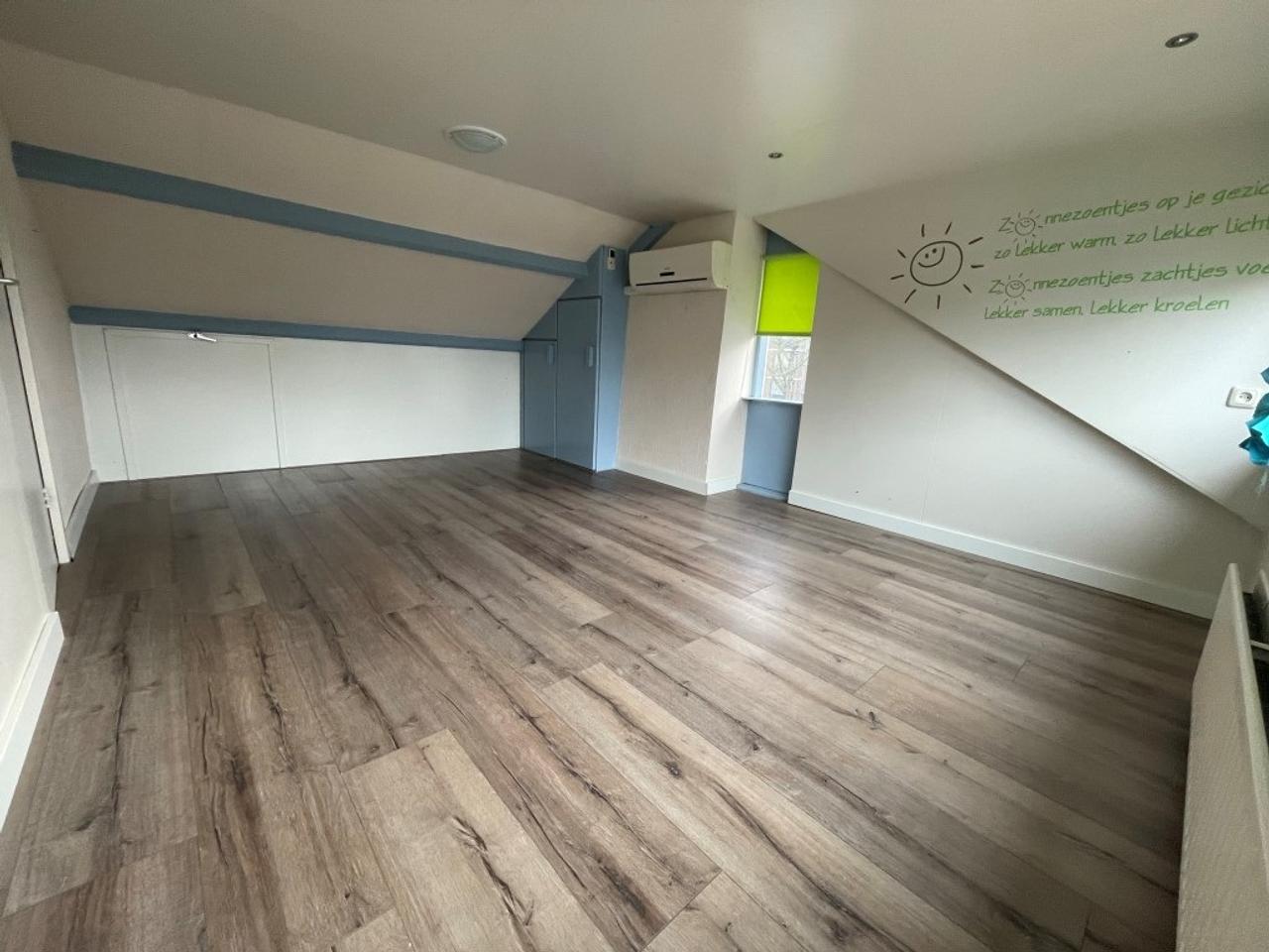 Hoekwoning met tuin en oprit in Eindhoven - Afbeelding 20