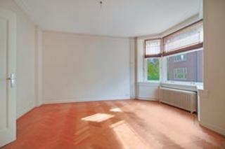 Bright apartment in Amsterdam South - Image 3