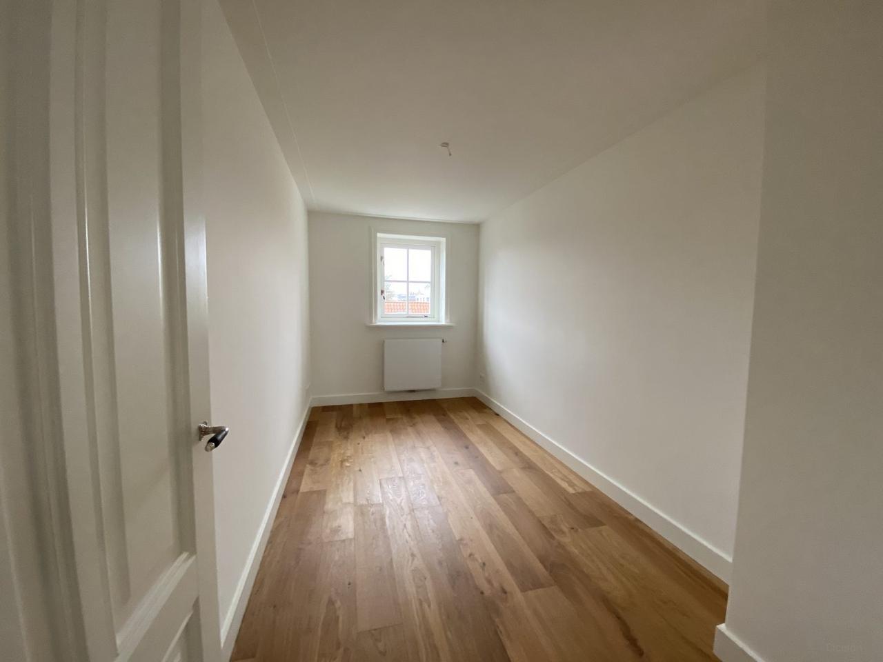 Apartment with Roof Terrace on the Amstel - Image 19