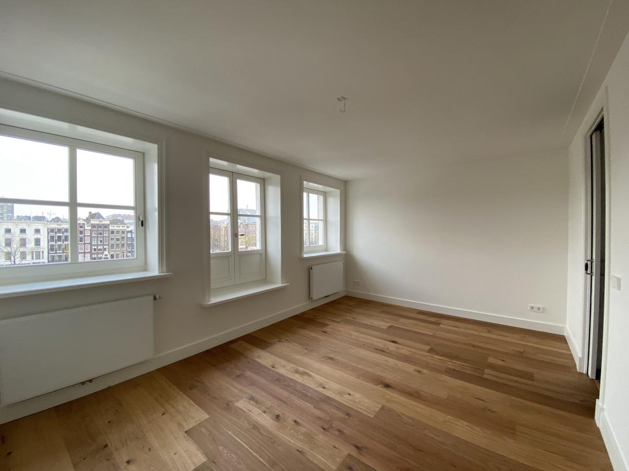 Apartment with Roof Terrace on the Amstel - Image 17