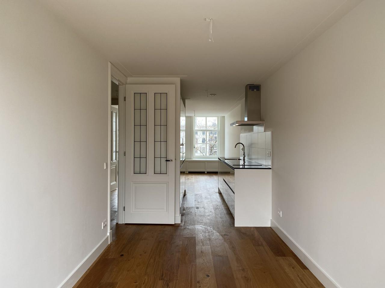 Apartment with Roof Terrace on the Amstel - Image 14
