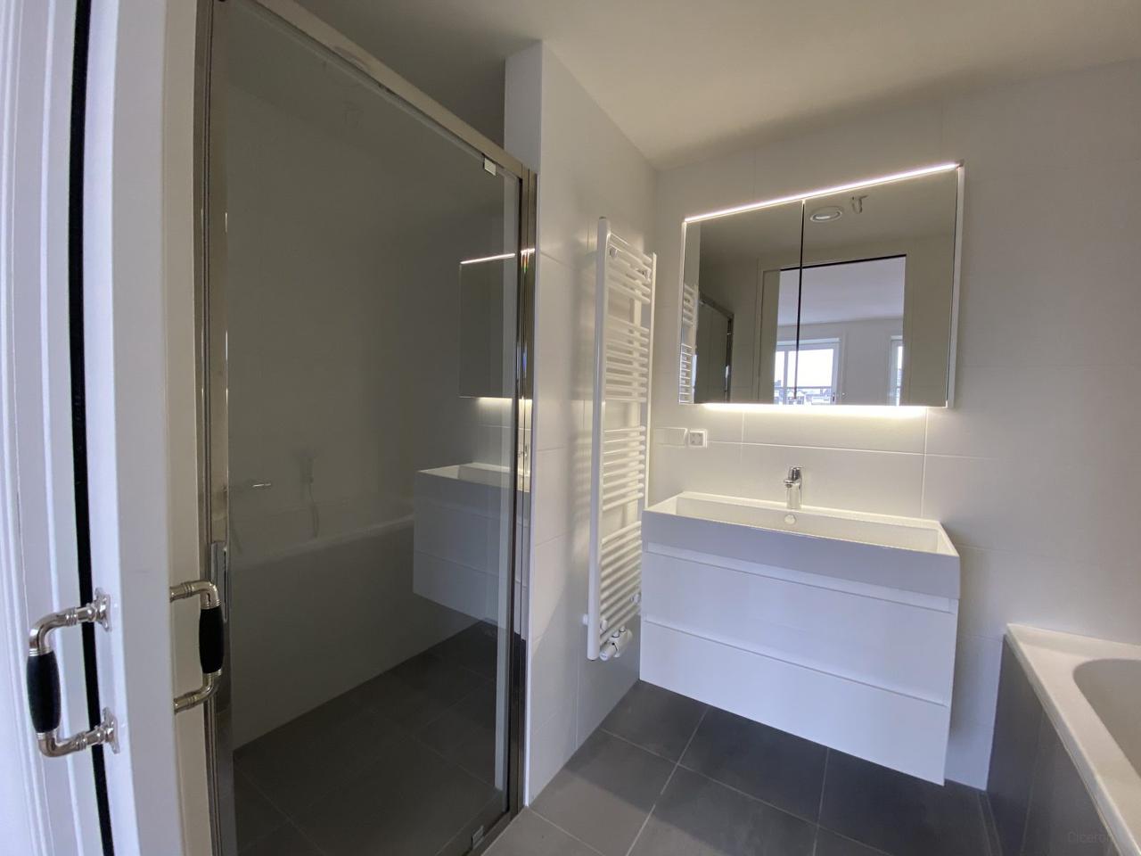 Apartment with Roof Terrace on the Amstel - Image 22