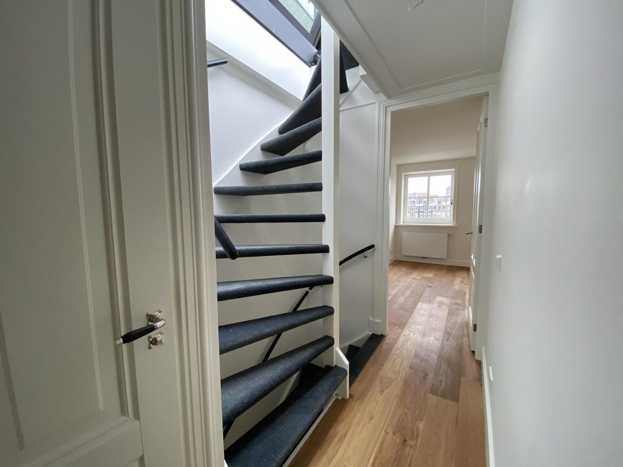 Apartment with Roof Terrace on the Amstel - Image 23
