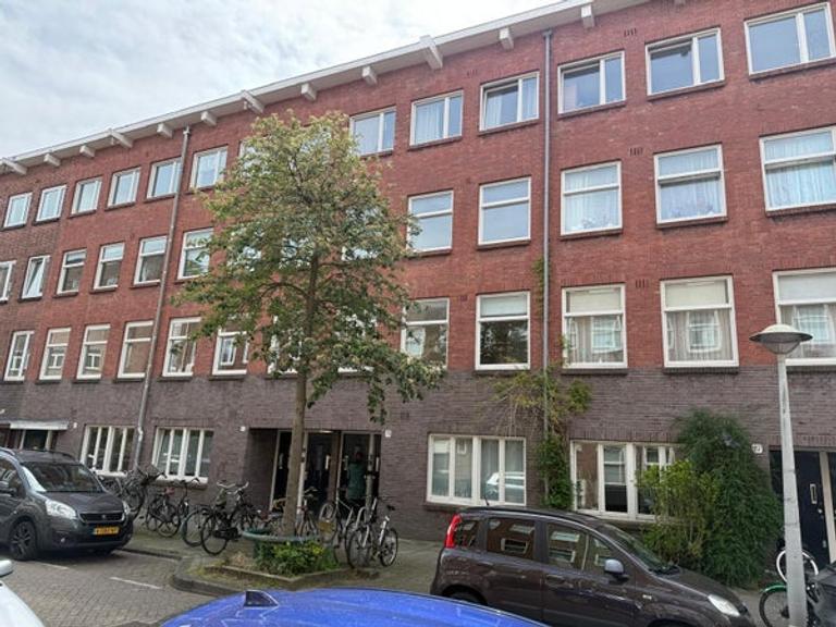 2-bedroom apartment with sunny balcony - Image 2