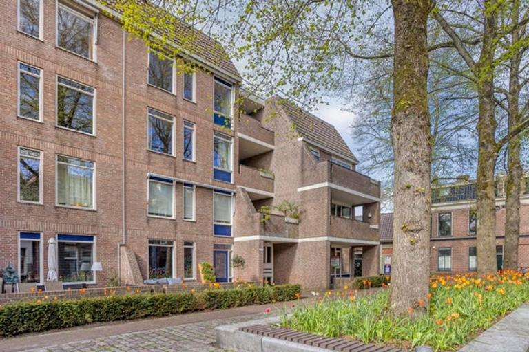 Gemeubileerd 3-kamerappartement met tuin - Afbeelding 2