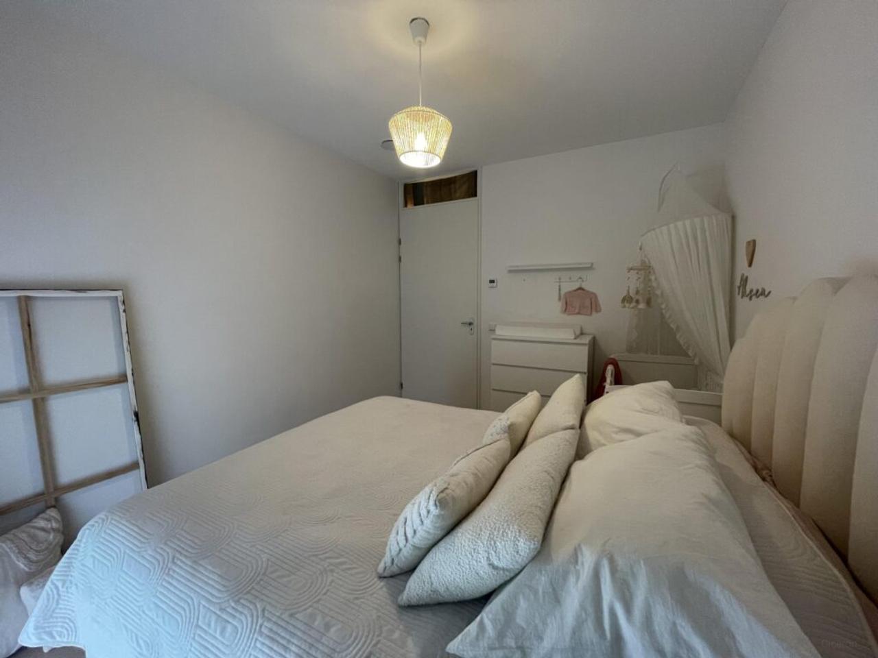2-bedroom apartment with balcony - Image 8
