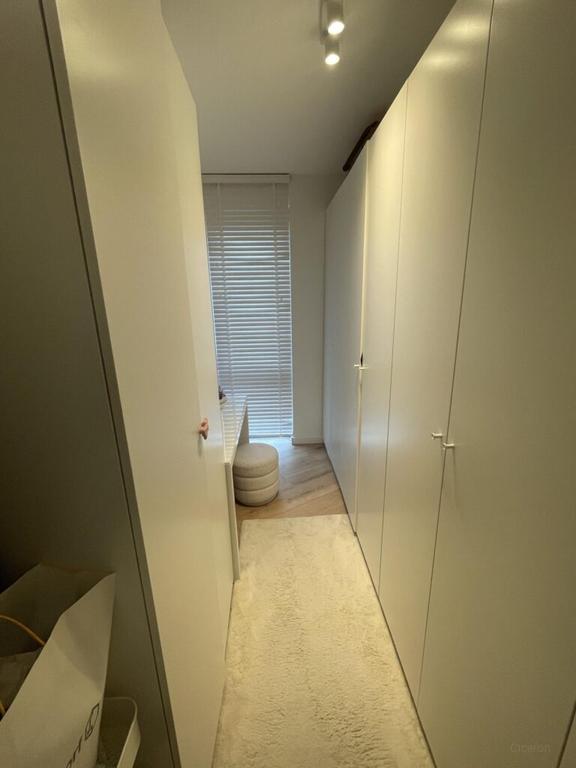 2-bedroom apartment with balcony - Image 9