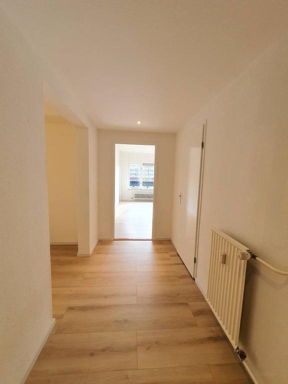 2-slaapkamerappartement met zonnig balkon - Afbeelding 11