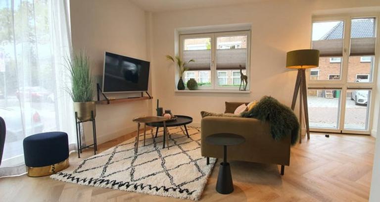 Gemeubileerd 2-slaapkamerappartement met balkon - Afbeelding 2