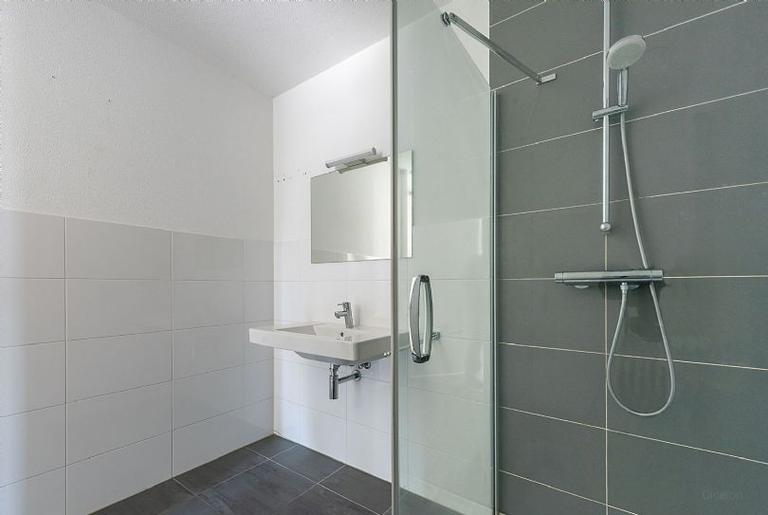 Apartment with balcony and parking in Maastricht - Image 13
