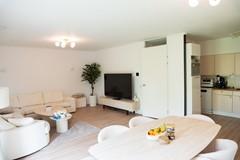 Three-room apartment with unobstructed views - Image 6