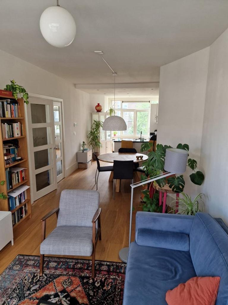 Gemeubileerd 3-kamerappartement in Bezuidenhout - Afbeelding 2