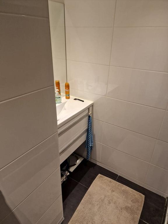 Gemeubileerd 3-kamerappartement in Bezuidenhout - Afbeelding 10