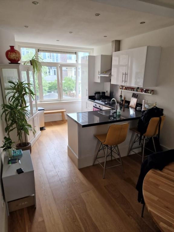 Gemeubileerd 3-kamerappartement in Bezuidenhout - Afbeelding 6