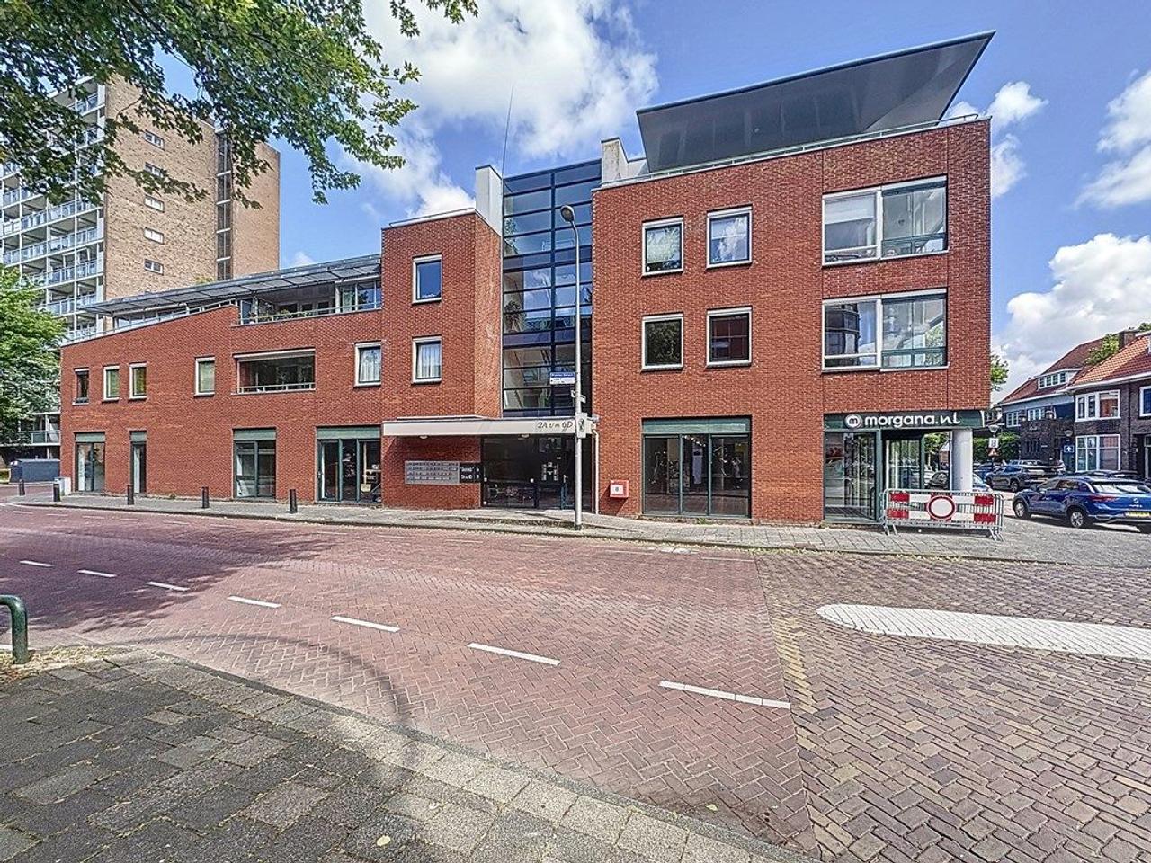 3-kamerappartement met groot terras - Afbeelding 1