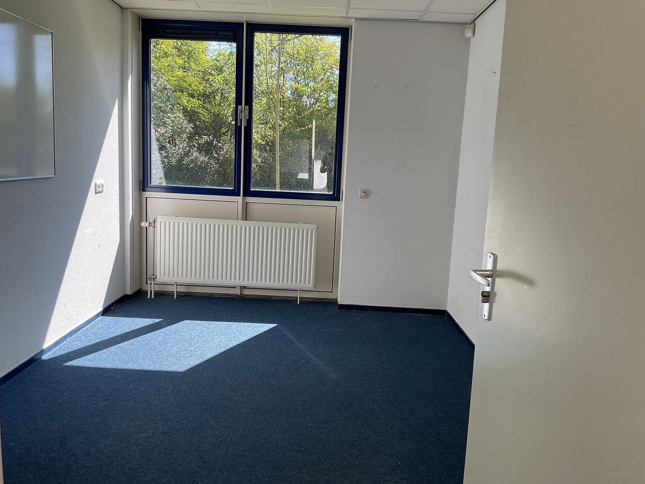 Antikraak woonruimte in voormalig schoolgebouw - Afbeelding 3