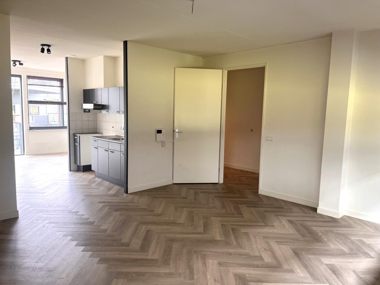 97 m² apartment with balcony - Image 8