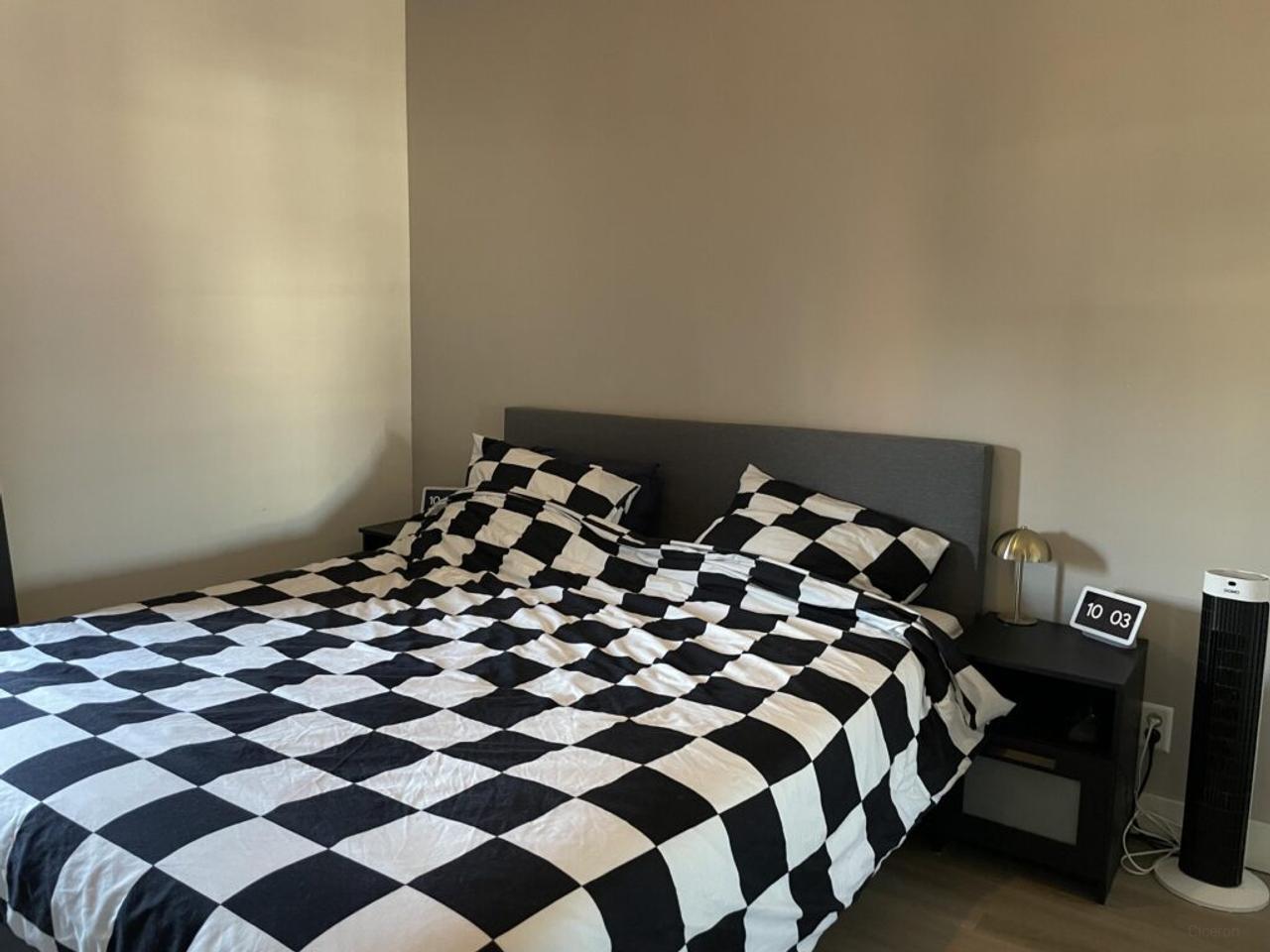 2-bedroom apartment with parking space - Image 11