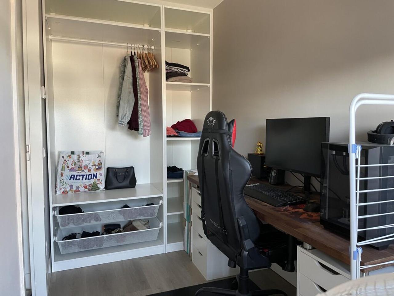 2-bedroom apartment with parking space - Image 13