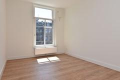Gemeubileerd 3-kamerappartement in De Pijp - Afbeelding 10