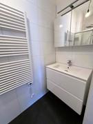 Gemeubileerd 3-kamerappartement in De Pijp - Afbeelding 9