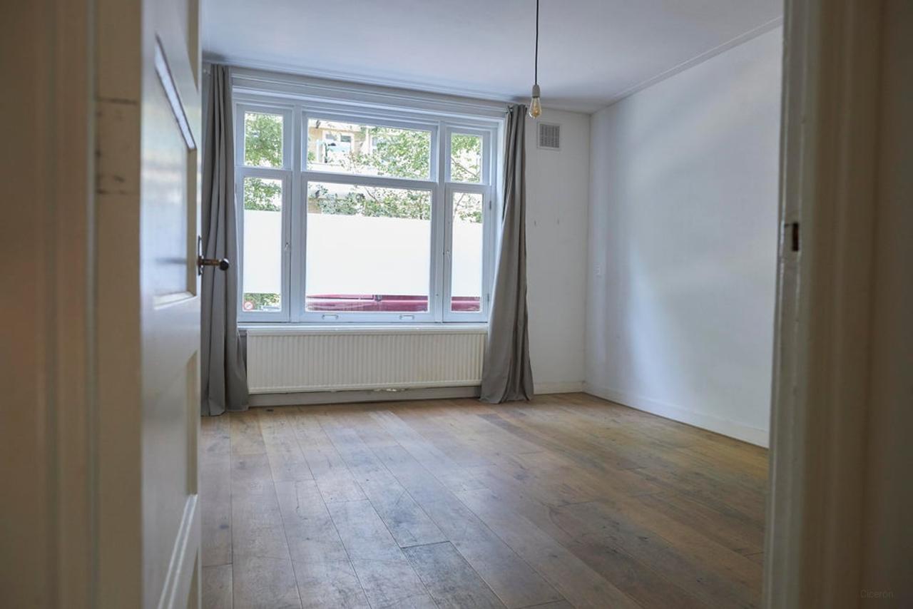 Beganegrondappartement met tuin in Bos en Lommer - Afbeelding 25
