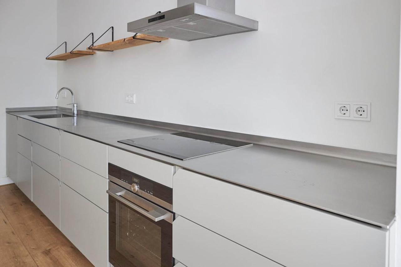 Beganegrondappartement met tuin in Bos en Lommer - Afbeelding 5